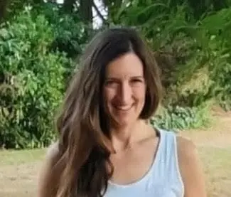 Laura Wins